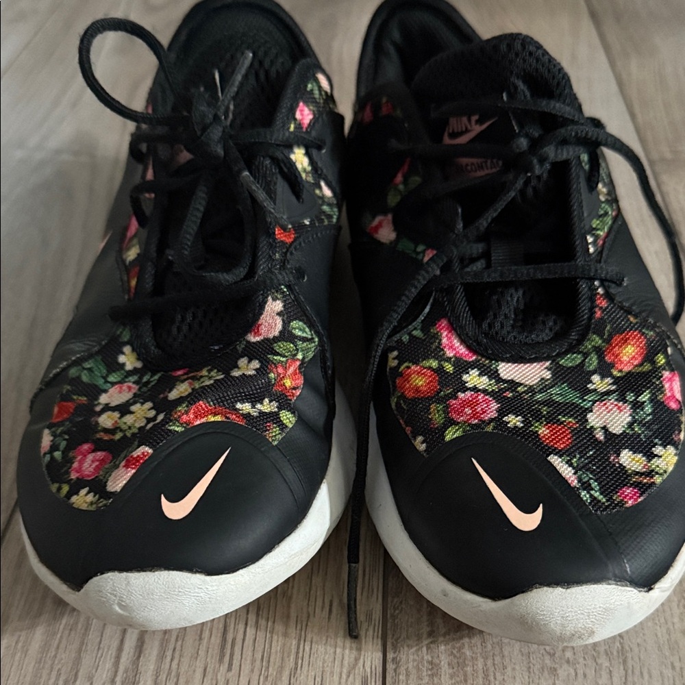 Nike Kids Black Floral Sneakers